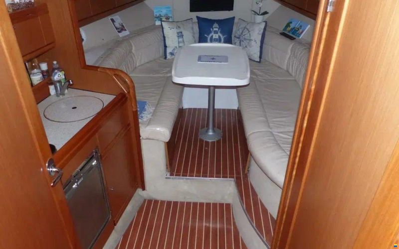 Bavaria 30