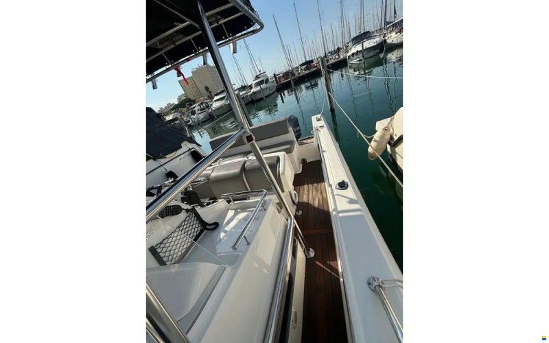 Kelt White Shark 285