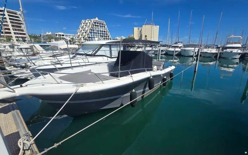 Kelt White Shark 285