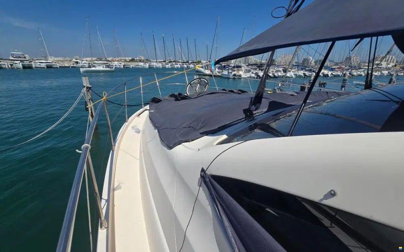 Rodman Muse 44