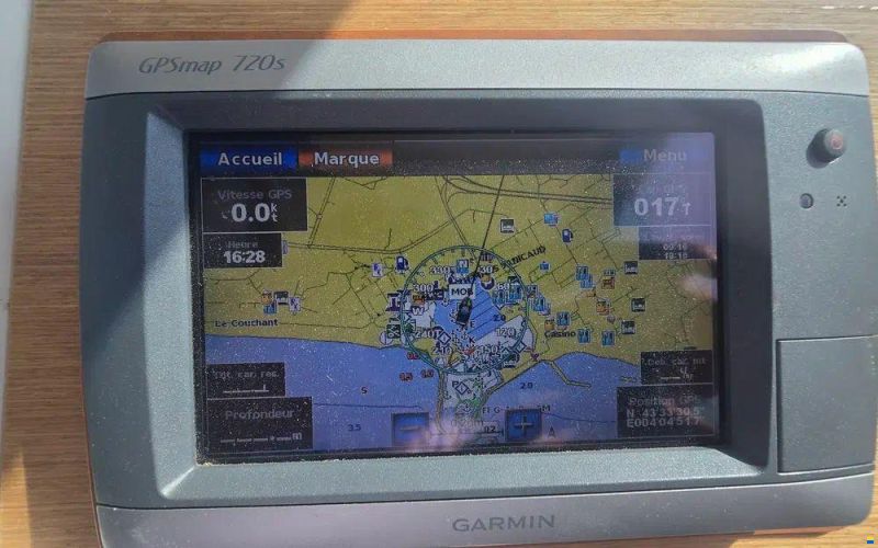 Jeanneau Merry Fisher 725