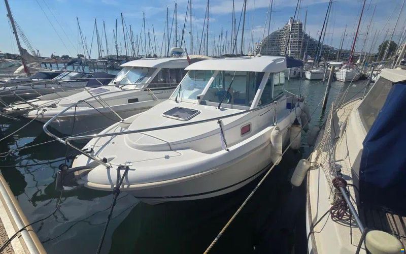 Jeanneau Merry Fisher 725