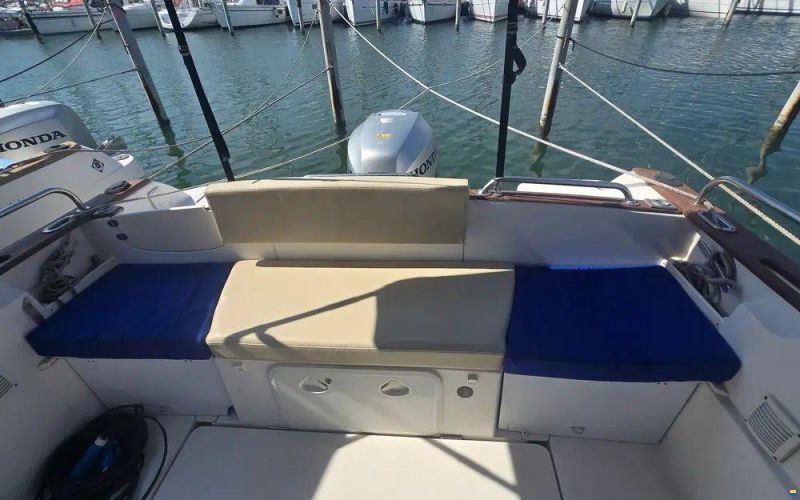 Jeanneau Merry Fisher 725