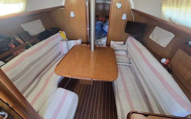 Jeanneau Sun Odyssey 32.1