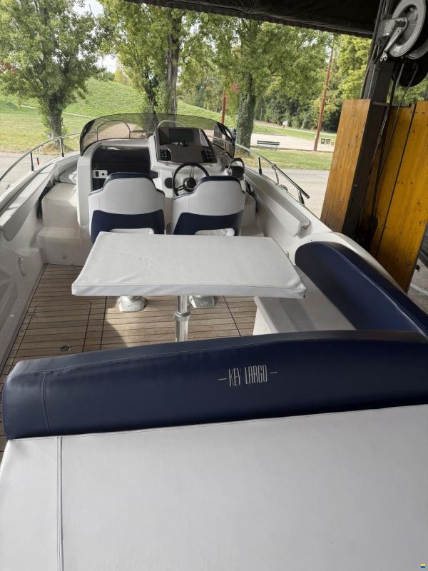 Sessa Key Largo 27