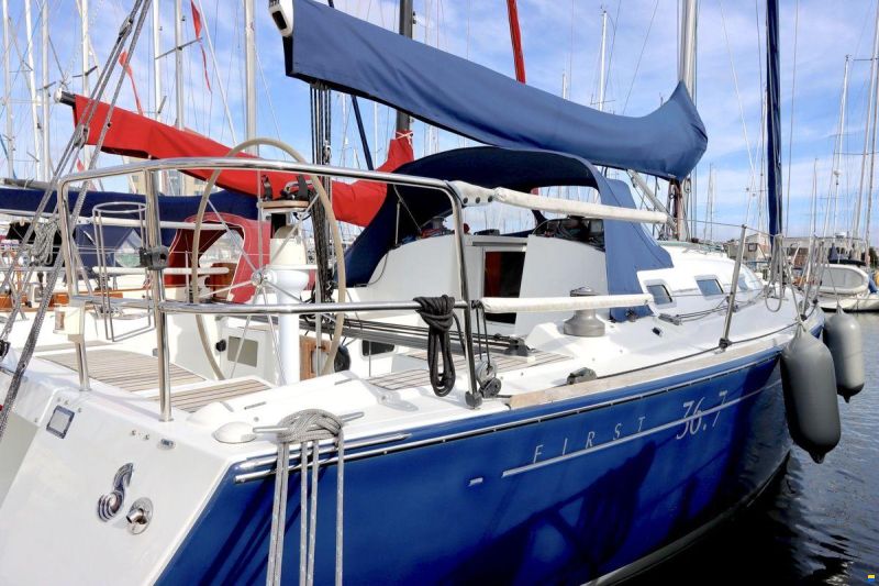 Beneteau First 36.7 Performance uitvoering