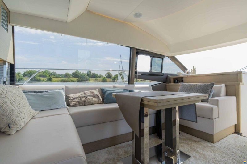 Jeanneau Prestige 520 Fly
