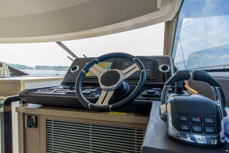 Jeanneau Prestige 520 Fly