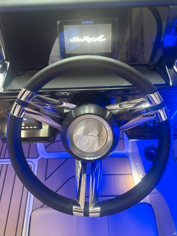 Sea Ray 210 SPXE
