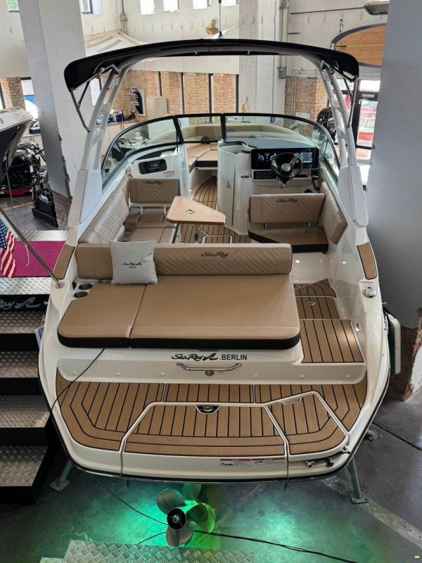 Sea Ray 230 SDN SDX V8