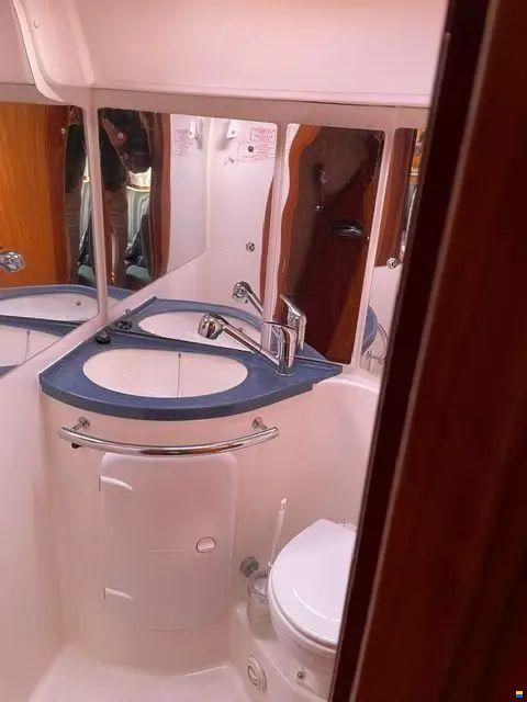 Bavaria 37 3