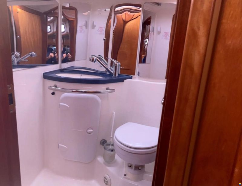 Bavaria 37 3
