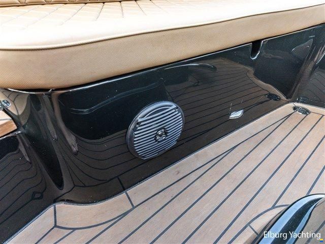 Waterspoor 717 Aviator