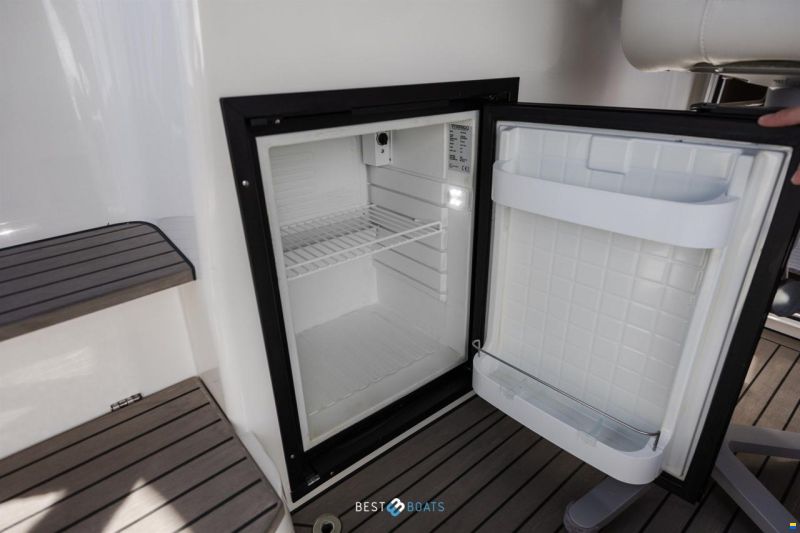 Antaris Seventy7 Cabin