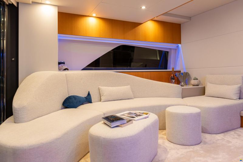 Fairline Squadron 78