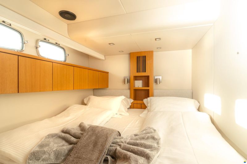 Fairline Squadron 78