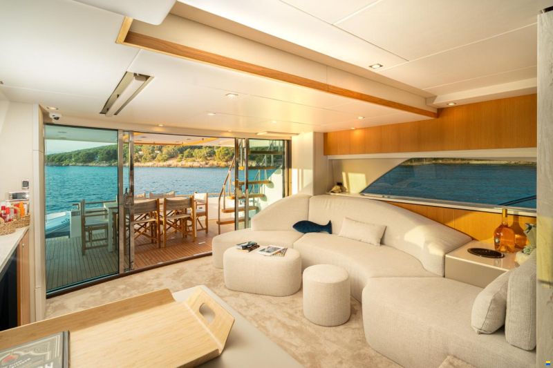 Fairline Squadron 78