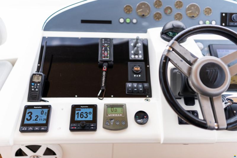Fairline Squadron 78
