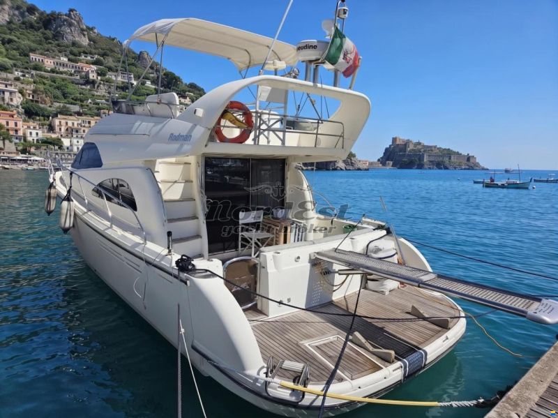 Rodman 44 fly - IPS 500