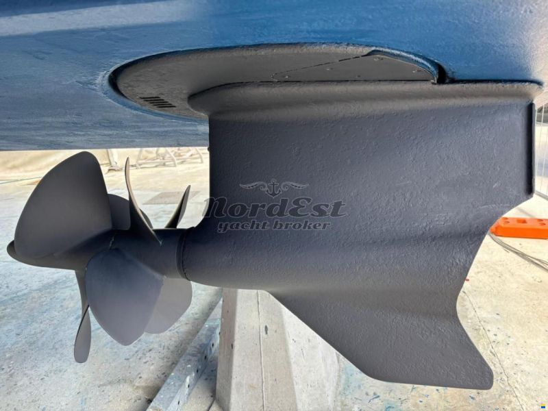 Rodman 44 fly - IPS 500