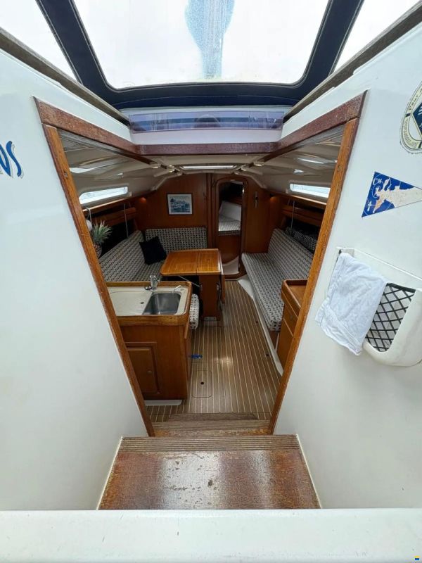 Dufour 35 CLASSIC