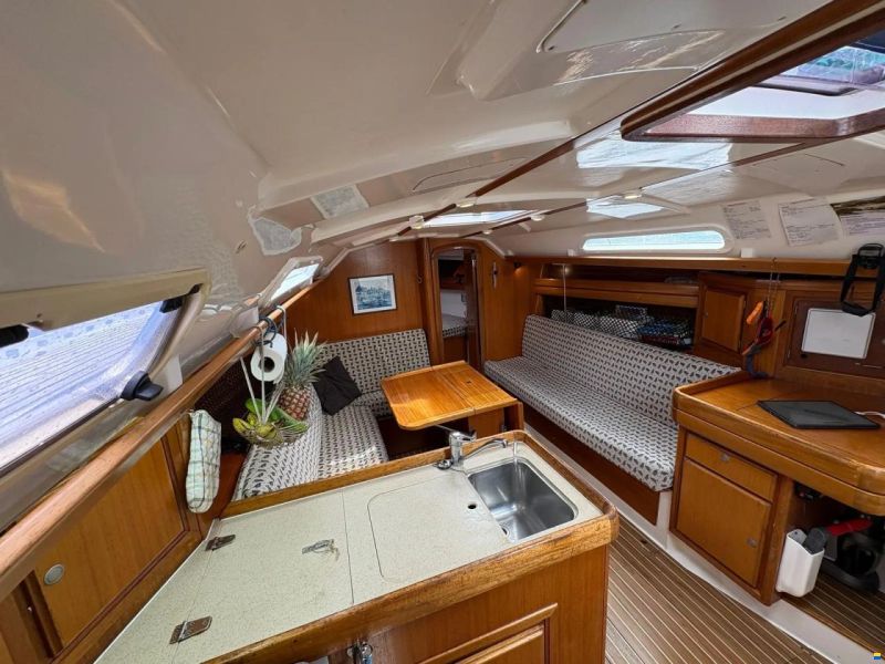 Dufour 35 CLASSIC