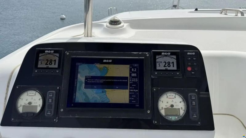 Lagoon 42
