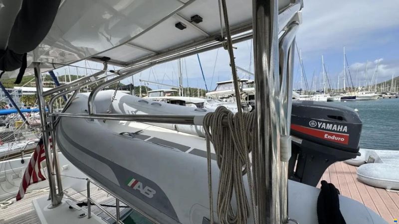 Lagoon 42