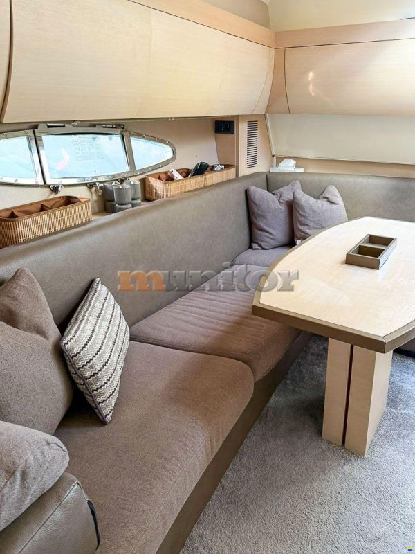 Azimut Atlantis 39