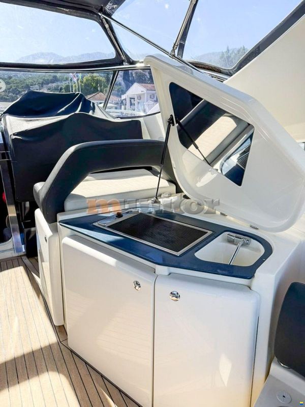 Azimut Atlantis 39