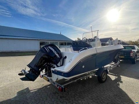 Powercraft 22 med Mercury F200 samt Bren