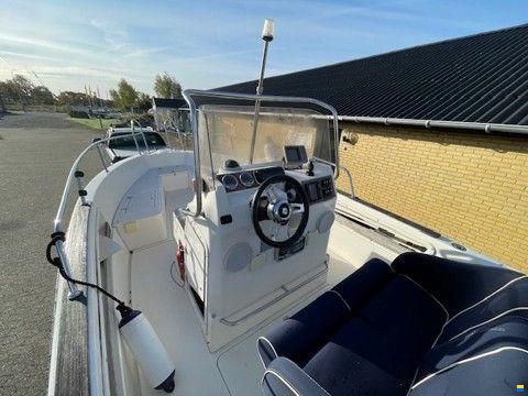 Powercraft 22 med Mercury F200 samt Bren