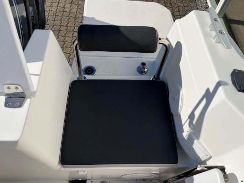 Jeanneau 605 Merry Fisher Marlin Nordic Line med