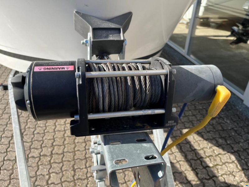 Jeanneau 605 Merry Fisher Marlin Nordic Line med