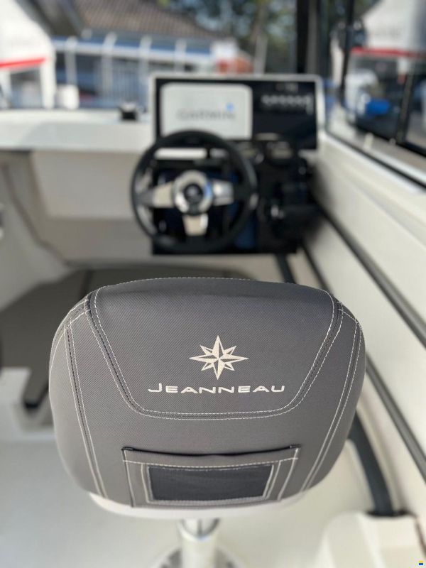 Jeanneau 605 Merry Fisher Marlin Nordic Line med