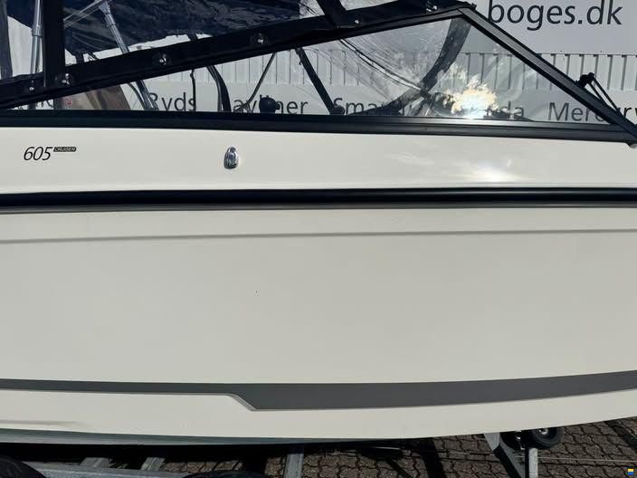 Quicksilver Activ 605 Cruiser med 115 hk Mercury-EFI
