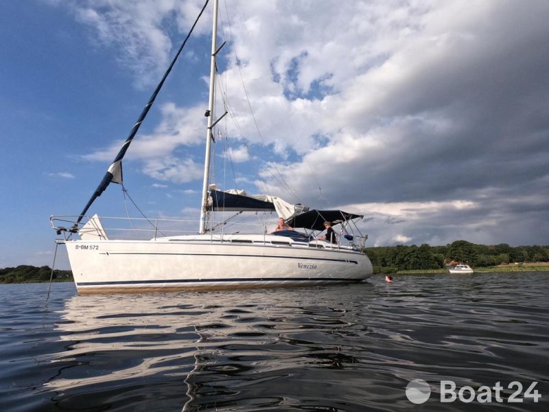 Bavaria 32