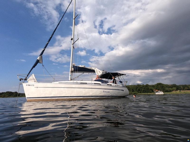 Bavaria 32