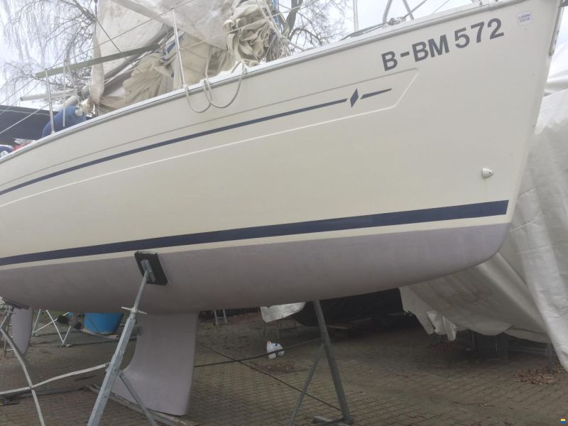 Bavaria 32
