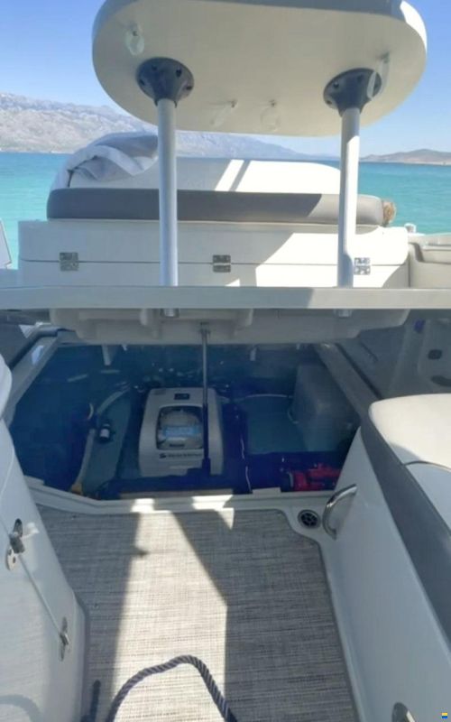 Crownline 310 CRX