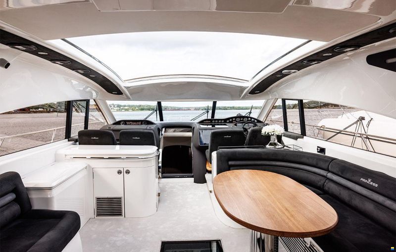 Princess V65
