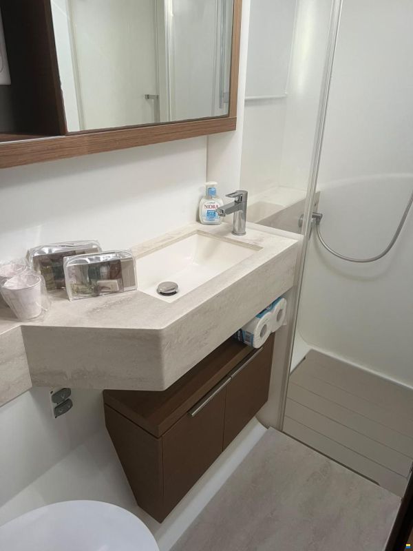 Lagoon 50