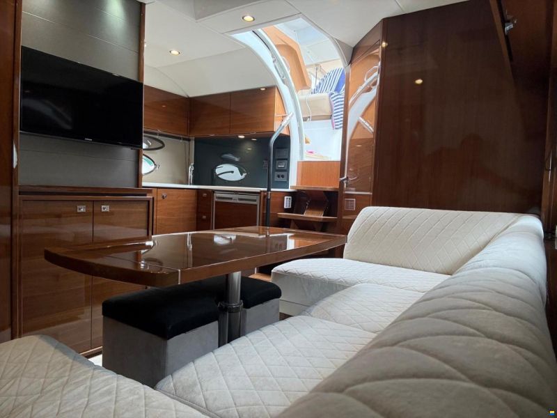 Princess V39
