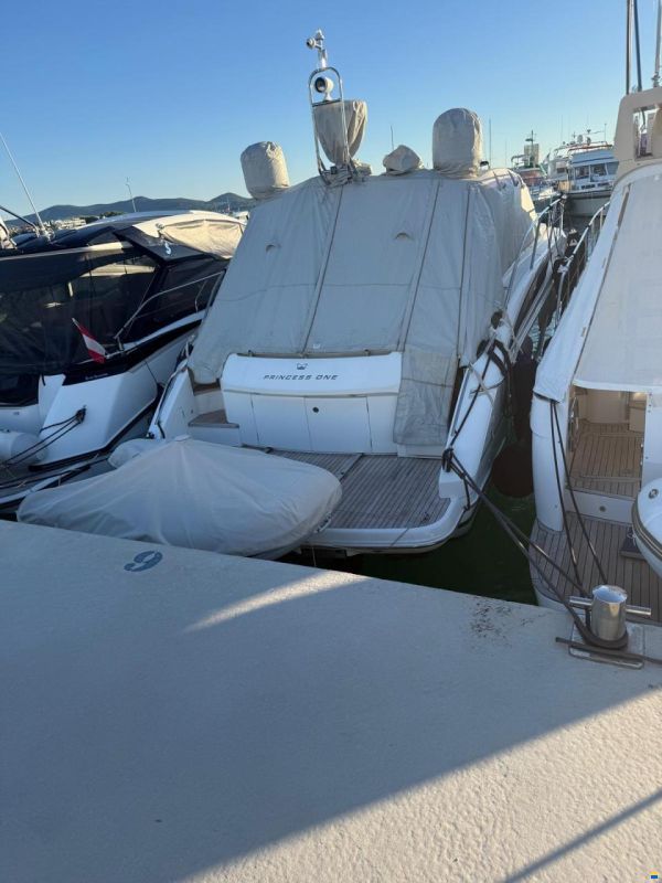 Princess V39