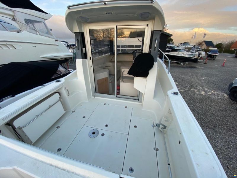 Quicksilver 675 Pilothouse