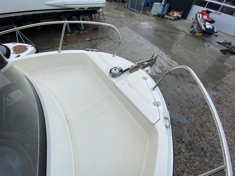 Quicksilver 675 Pilothouse