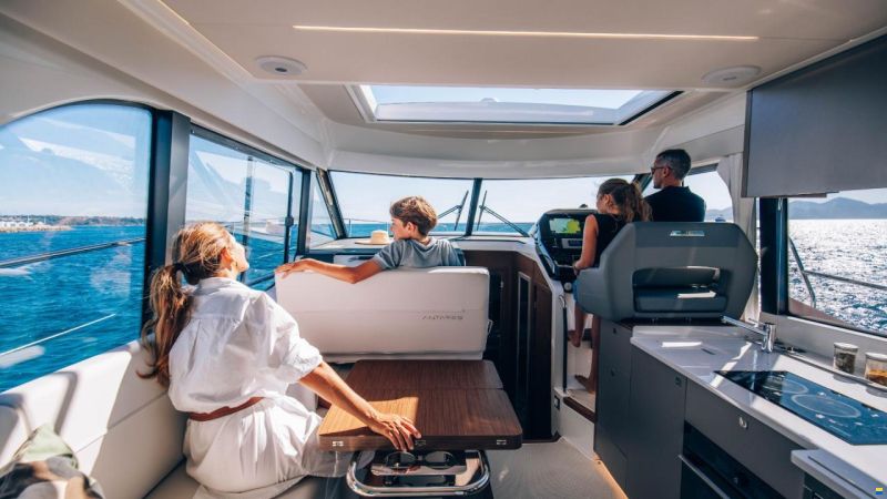 Beneteau ANTARES 12 COUPE