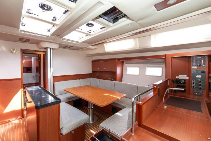 Hanse 575