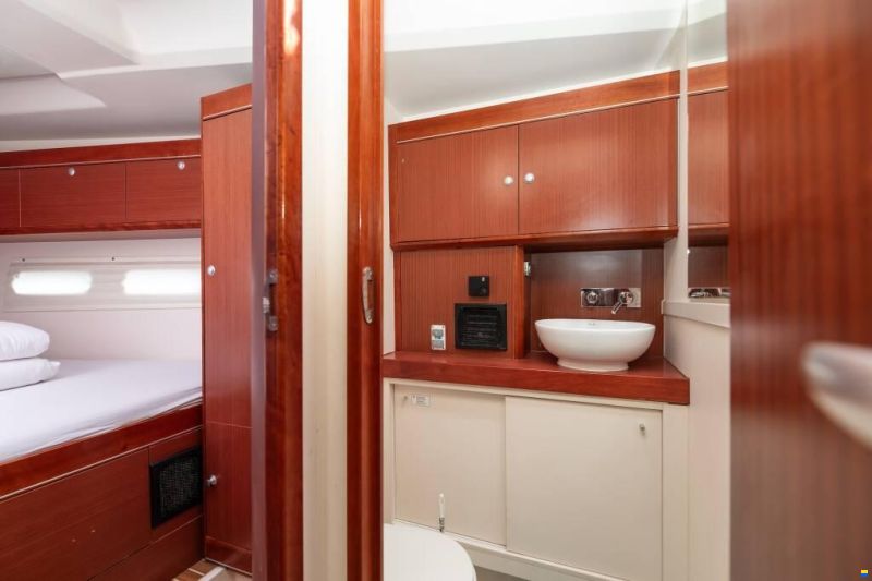 Hanse 575
