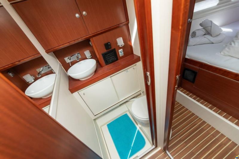 Hanse 575